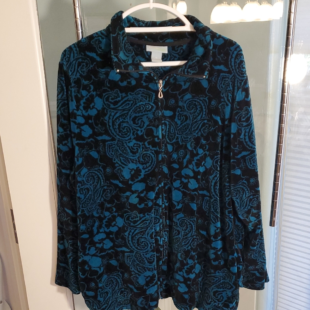 Elegant Teal Paisley Zip-Up Blouse